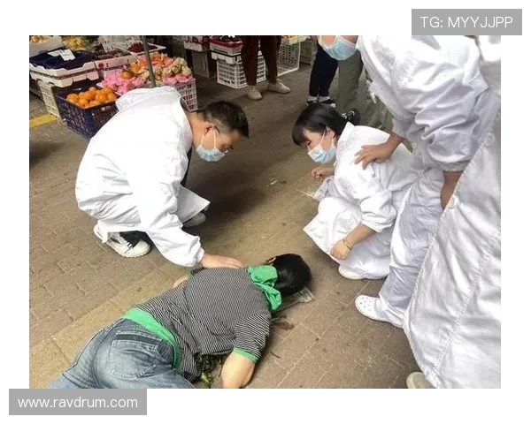 突发癫痫送医后索萨社媒报平安