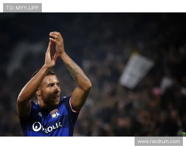 里昂尼斯对决托利索梅特兰首发